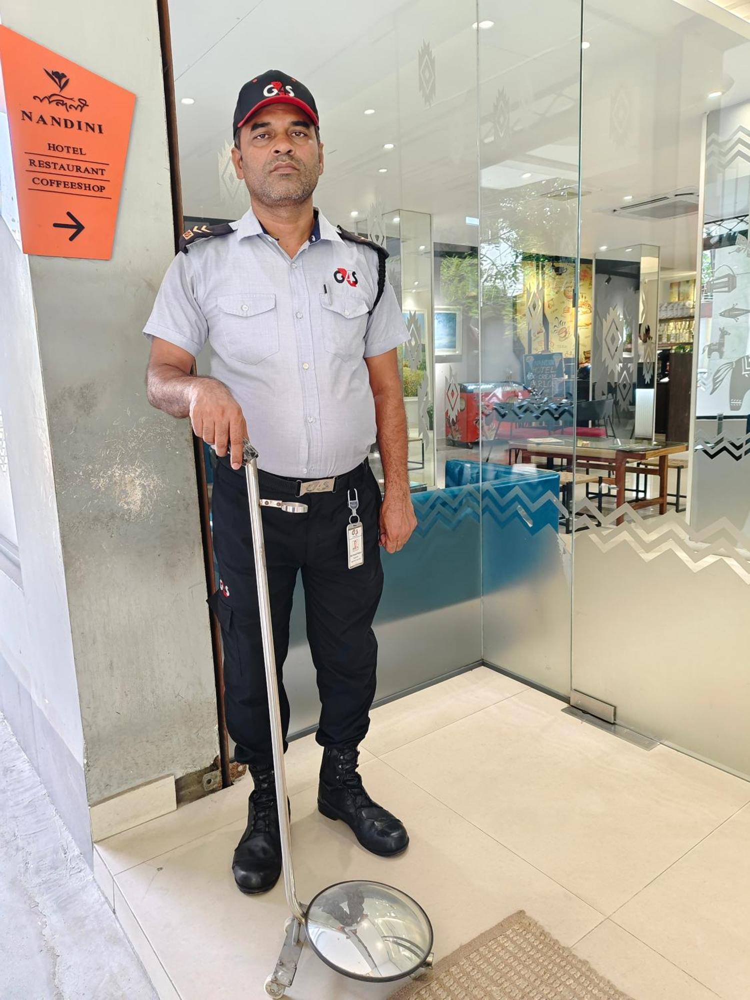 Hotel Nandini Dhaka Bagian luar foto